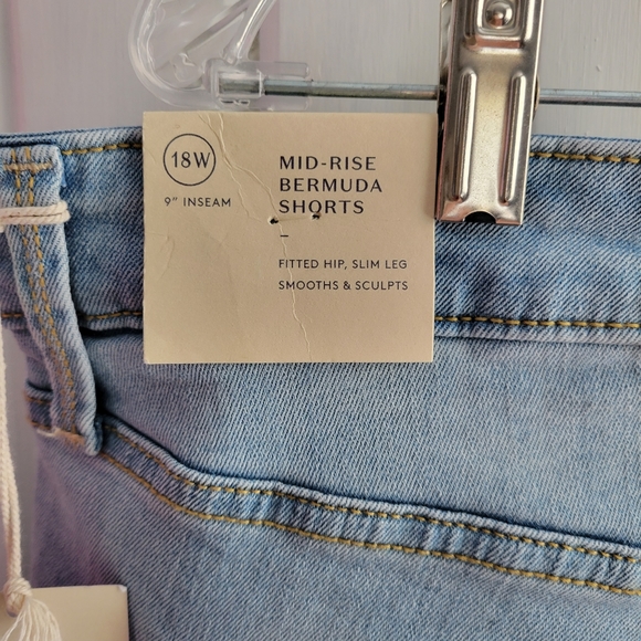 Mid-Rise Bermuda Shorts - Picture 3 of 5